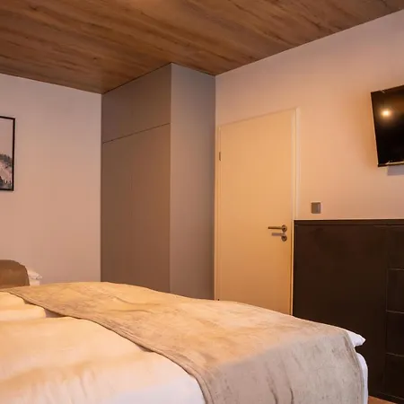 Hillside No. 18 Apartmán Loučná pod Klínovcem