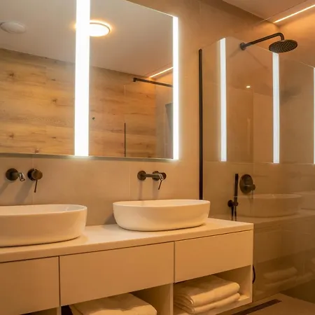 Hillside No. 18 Loučná pod Klínovcem