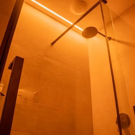 Hillside No. 18 Apartament *